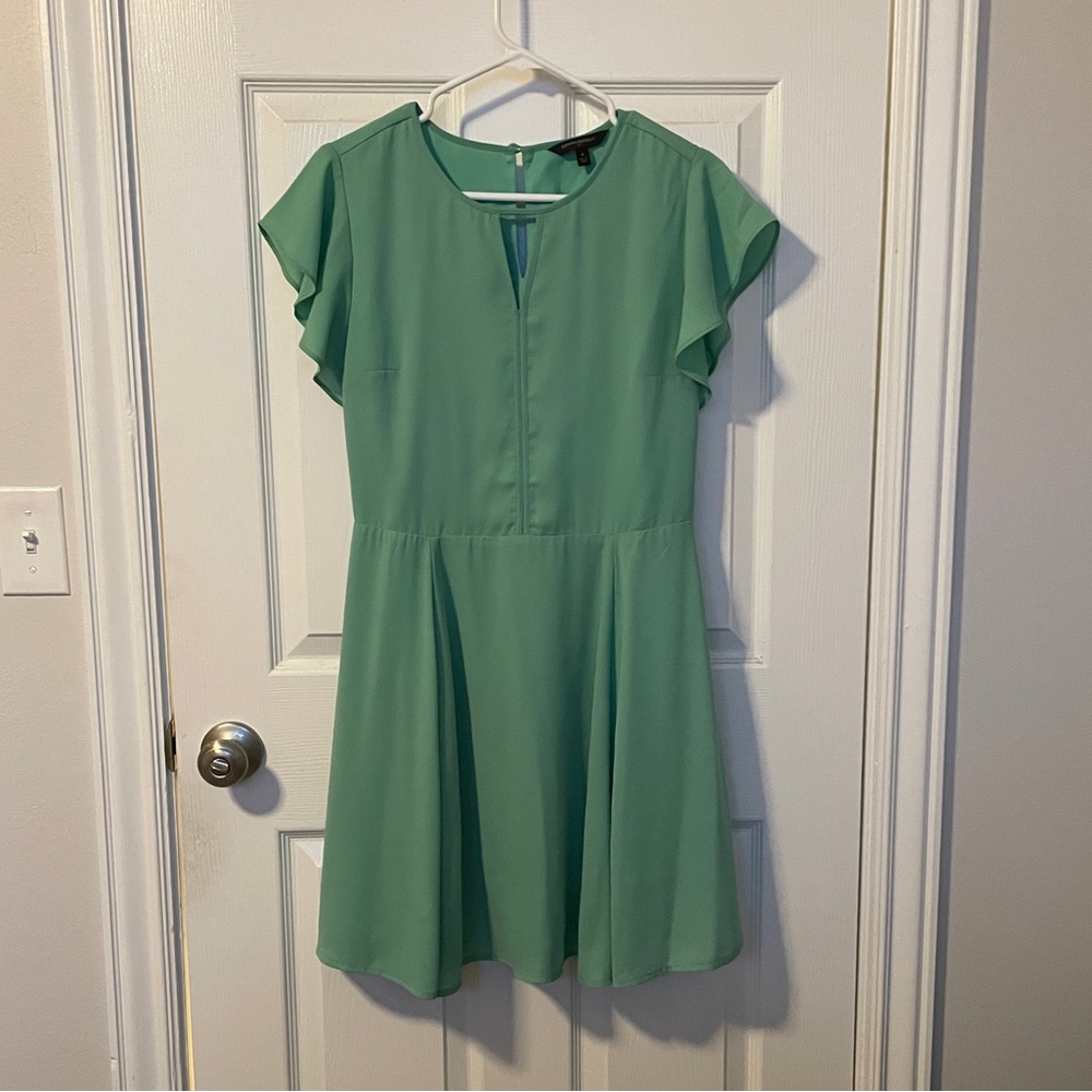 Banana Republic flutter sleeve dress